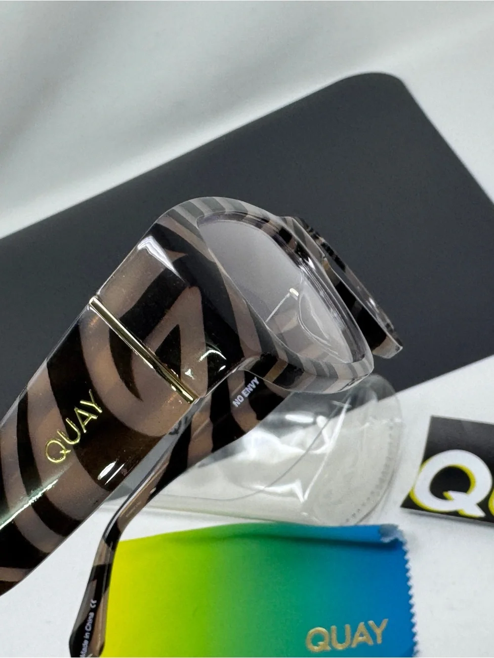 QUAY No Envy Blue Light Glasses Zebra Frame Bluelight Blocking Lens Retro NWT